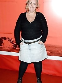 Adorable BBW babes are showing their hot ass on pics